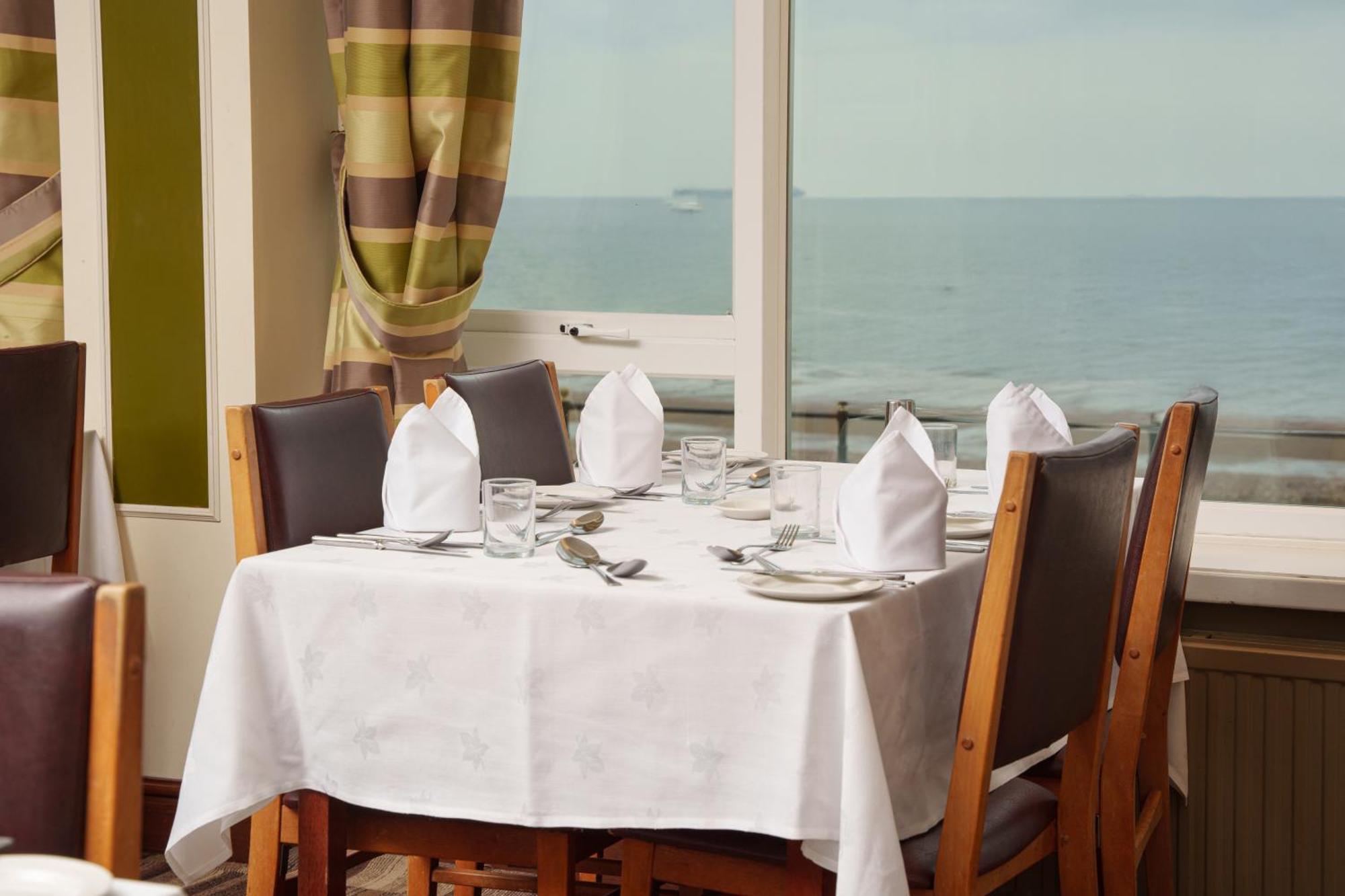 Trouville Hotel By Compass Hospitality Sandown Exterior foto