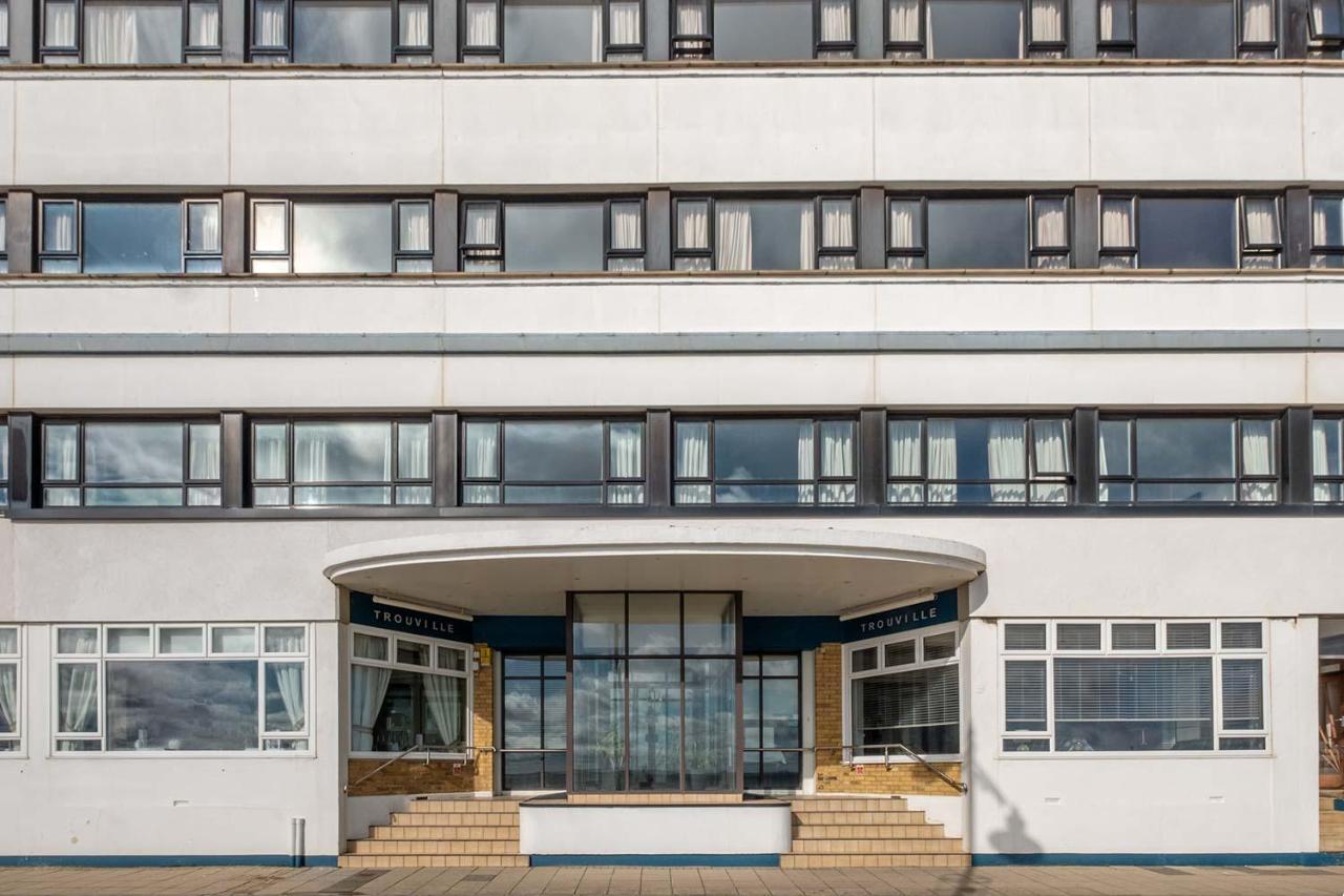 Trouville Hotel By Compass Hospitality Sandown Exterior foto